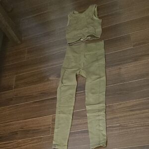 Ardene Olive Green Leggings and Crop Top Set